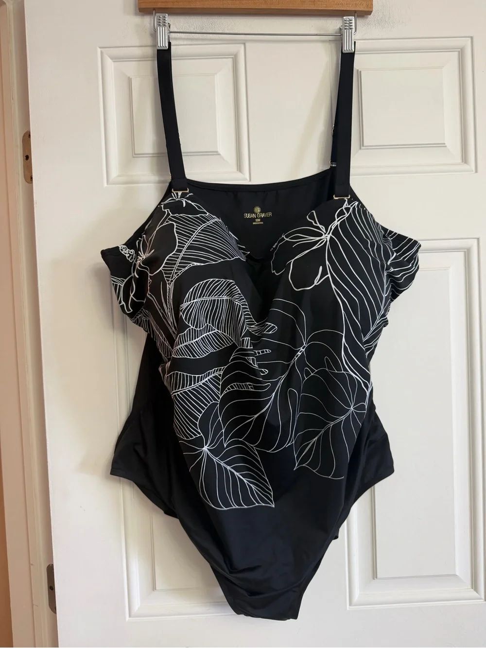 Susan Graver One piece swimsuit NWOT Size 32W